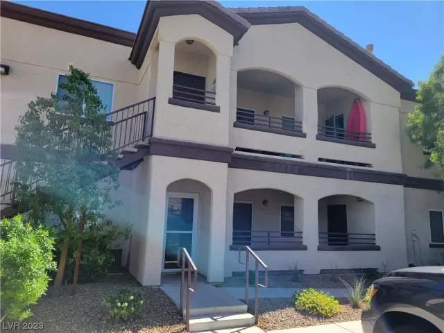 MLS: 2475574 Condo For Sale