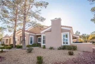 Photo #3: 2475651 Listing 