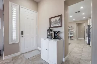 Photo #4: 2475651 Listing 