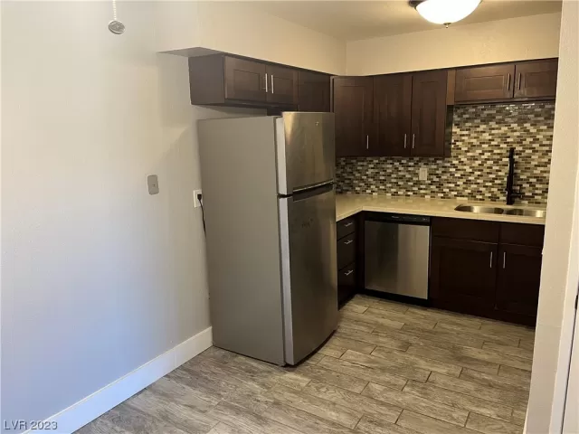 MLS: 2475672 Condo For Sale