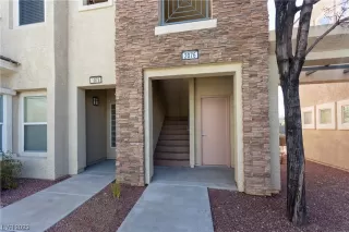 Photo #1: 2475695 Listing 