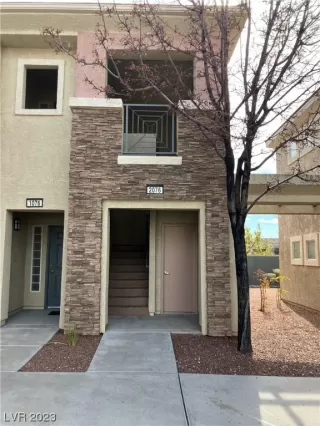 Photo #2: 2475695 Listing 