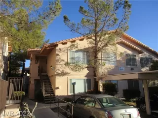 Photo #2: 2475698 Listing 