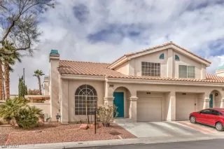 Photo #2: 2475701 Listing