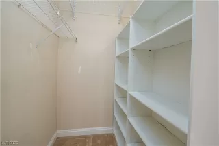 Photo #1: 2475721 Listing