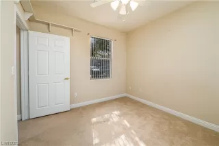 Photo #3: 2475721 Listing