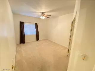 Photo #5: 2475722 Listing 