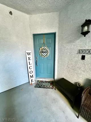 Photo #1: 2475728 Listing 