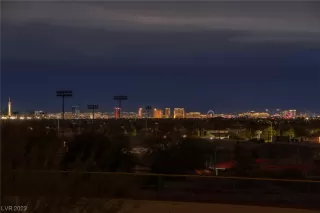 Photo #3: 2475741 Listing