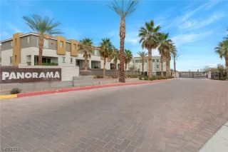 Photo #5: 2475741 Listing