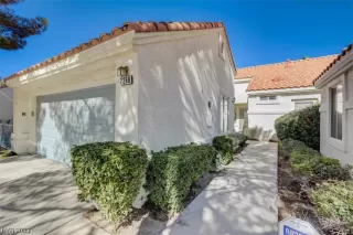 Photo #1: 2475809 Listing 