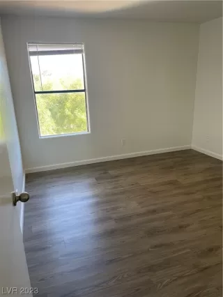 Photo #2: 2475819 Listing 