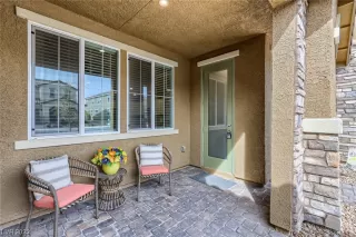 Photo #4: 2475834 Listing