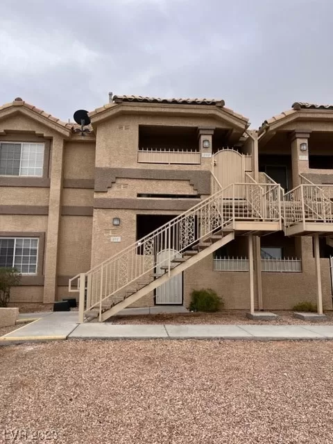 MLS: 2475854 Condo For Sale