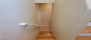 Photo #6: 2475873 Listing