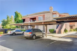 Photo #2: 2475892 Listing 