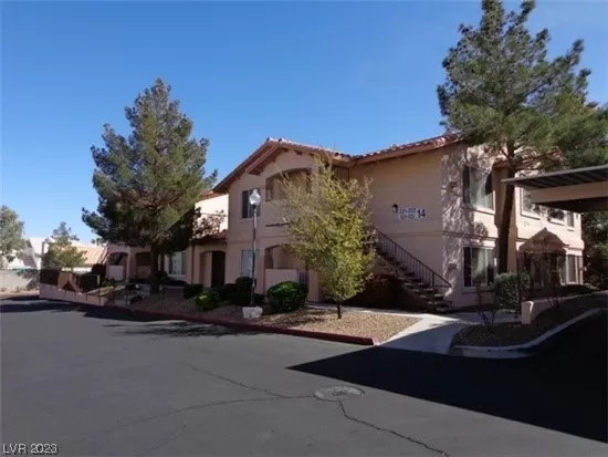 MLS: 2475928 Condo For Sale