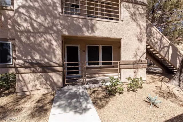 MLS: 2475950 Condo For Sale