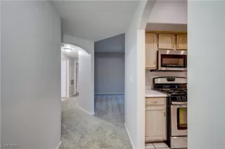 Photo #1: 2475980 Listing