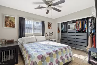 Photo #6: 2476010 Listing