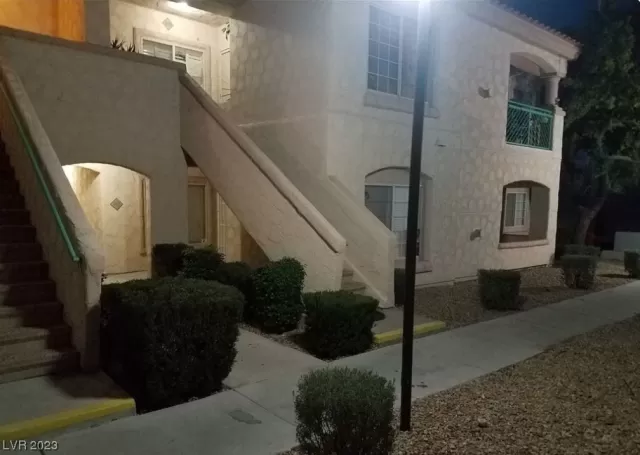 MLS: 2476023 Condo For Sale