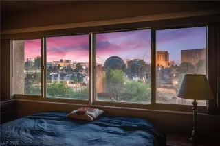 Photo #1: 2476044 Listing