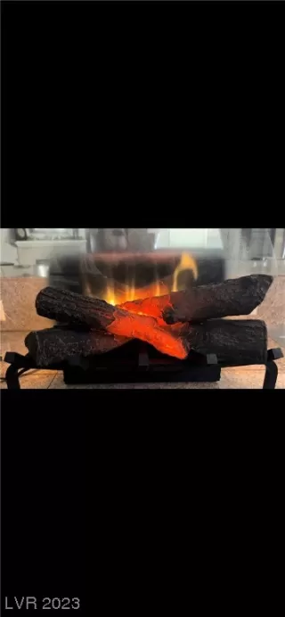 Photo #5: 2476062 Listing 