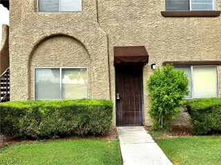 Photo #1: 2476109 Listing 