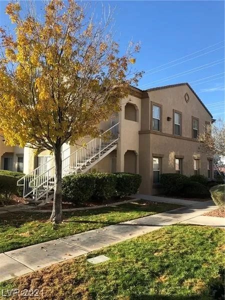 MLS: 2476125 Condo For Sale