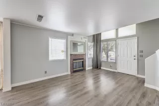 Photo #5: 2476159 Listing 