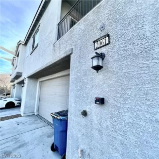 Photo #2: 2476163 Listing
