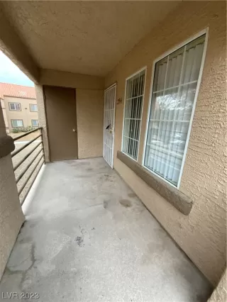 Photo #1: 2476167 Listing 