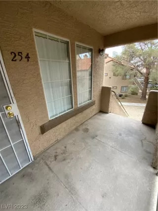 Photo #2: 2476167 Listing 