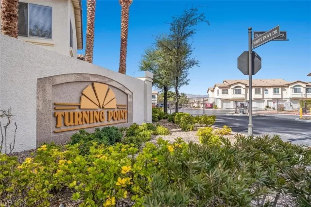 MLS: 2476221 Condo For Sale