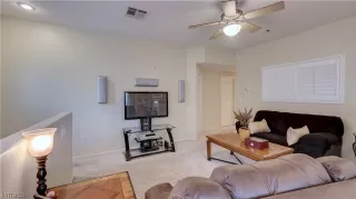 Photo #5: 2476225 Listing 