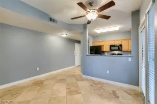 Photo #5: 2476227 Listing