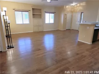 Photo #5: 2476238 Listing 