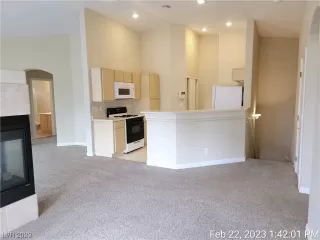 Photo #2: 2476239 Listing 