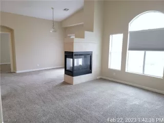 Photo #5: 2476239 Listing 