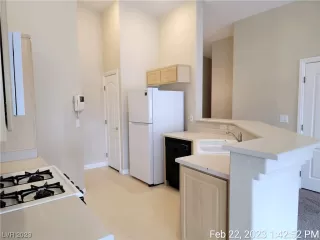 Photo #6: 2476239 Listing 