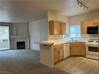 Photo #6: 2476274 Listing 