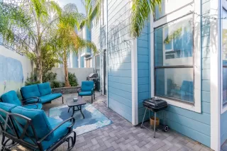 Photo #3: 2476302 Listing