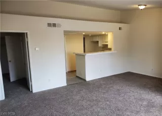 Photo #4: 2476316 Listing 