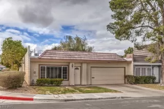 Photo #1: 2476328 Listing