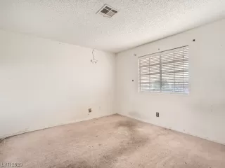 Photo #6: 2476360 Listing 