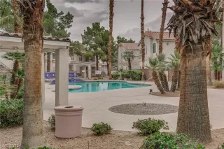 Photo #1: 2476412 Listing