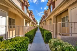 Photo #1: 2476488 Listing 