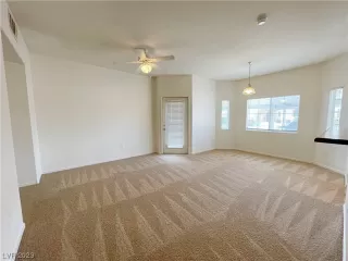 Photo #3: 2476512 Listing 