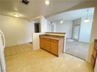 Photo #5: 2476512 Listing 