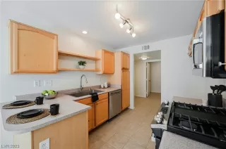 Photo #1: 2476522 Listing